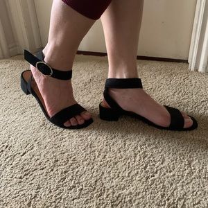 Black Low Heel Sandal